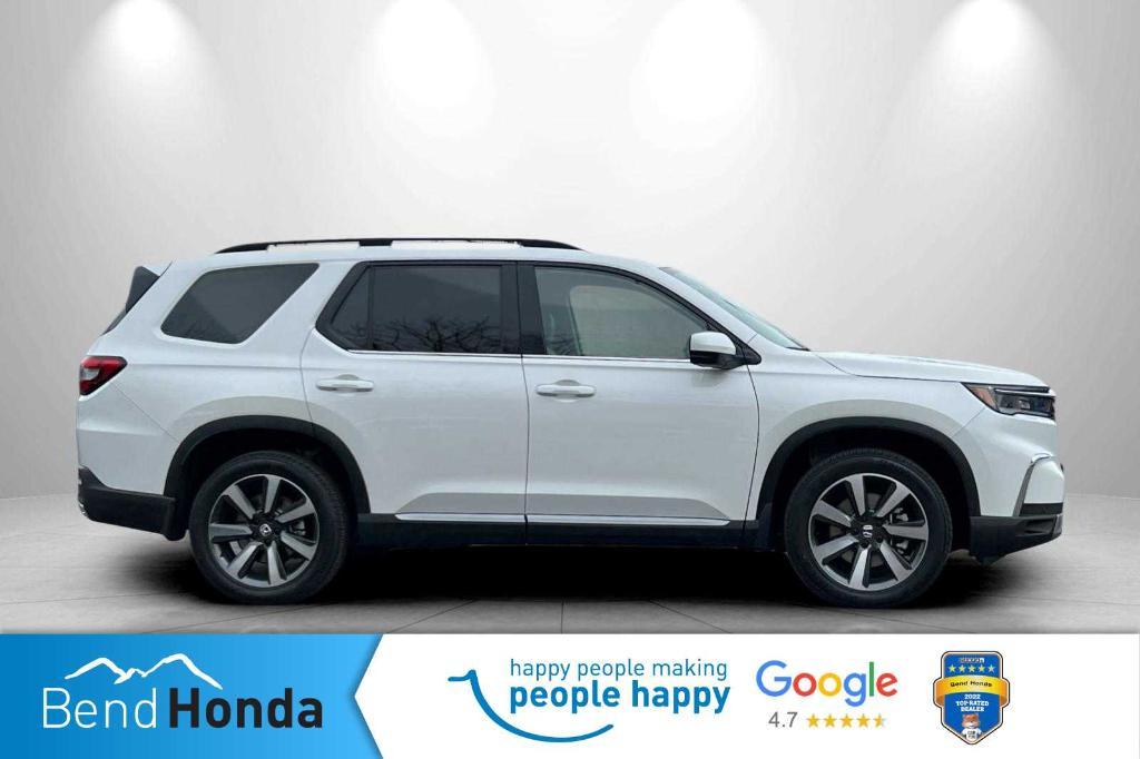 new 2025 Honda Pilot car, priced at $51,505
