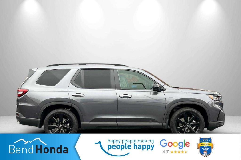 new 2025 Honda Pilot car, priced at $56,030