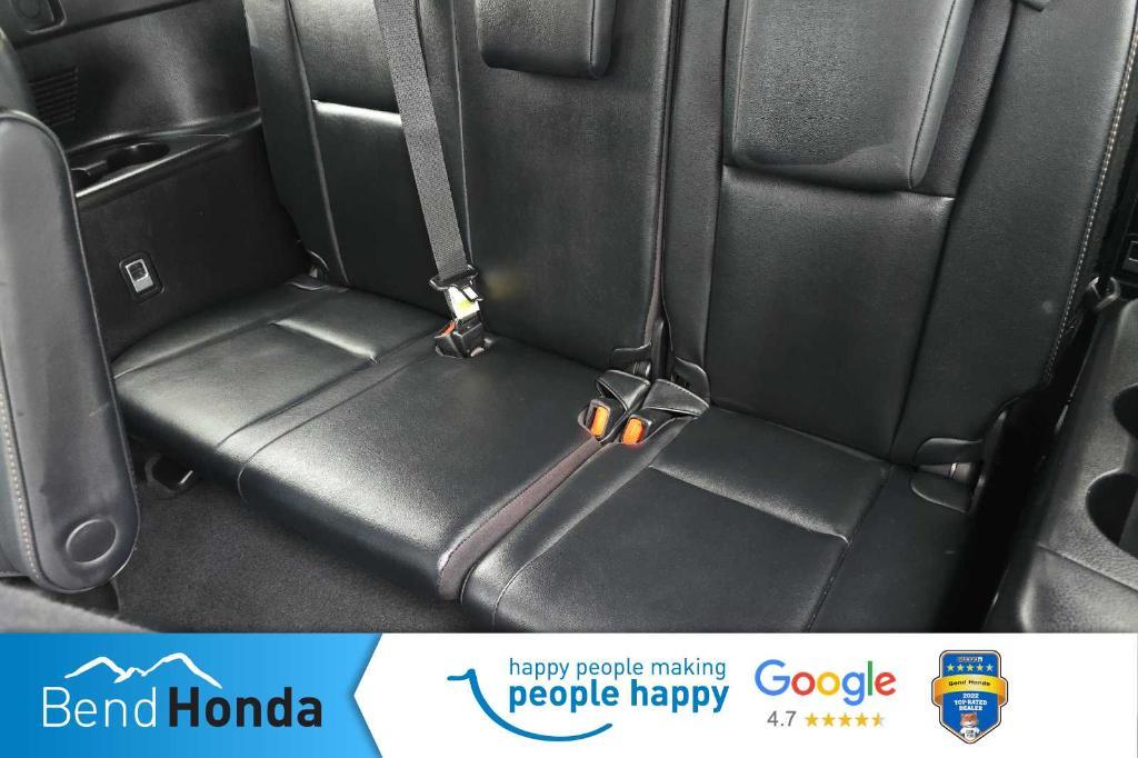 used 2019 Toyota Highlander car, priced at $28,996