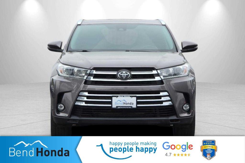 used 2019 Toyota Highlander car, priced at $28,996