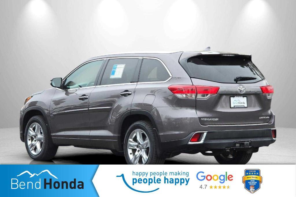 used 2019 Toyota Highlander car, priced at $28,996