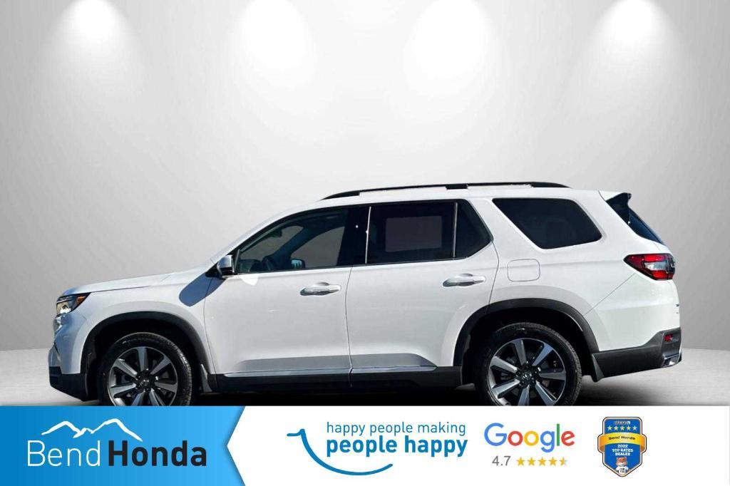 new 2025 Honda Pilot car, priced at $54,985