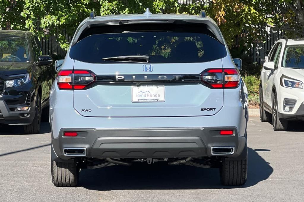 new 2025 Honda Pilot car, priced at $44,150