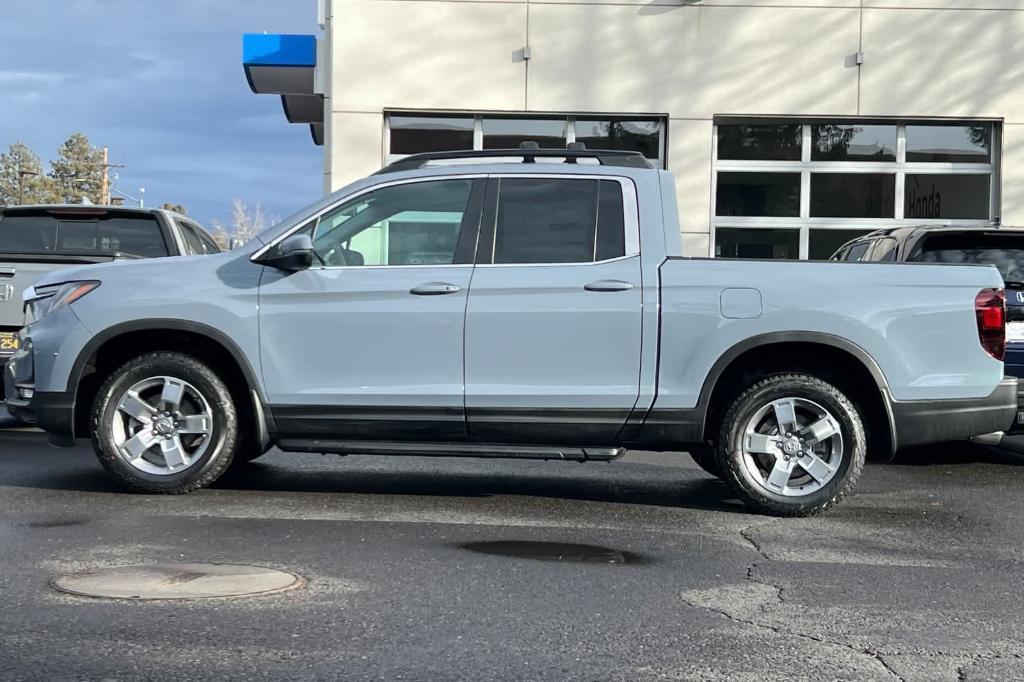 new 2025 Honda Ridgeline car, priced at $47,330