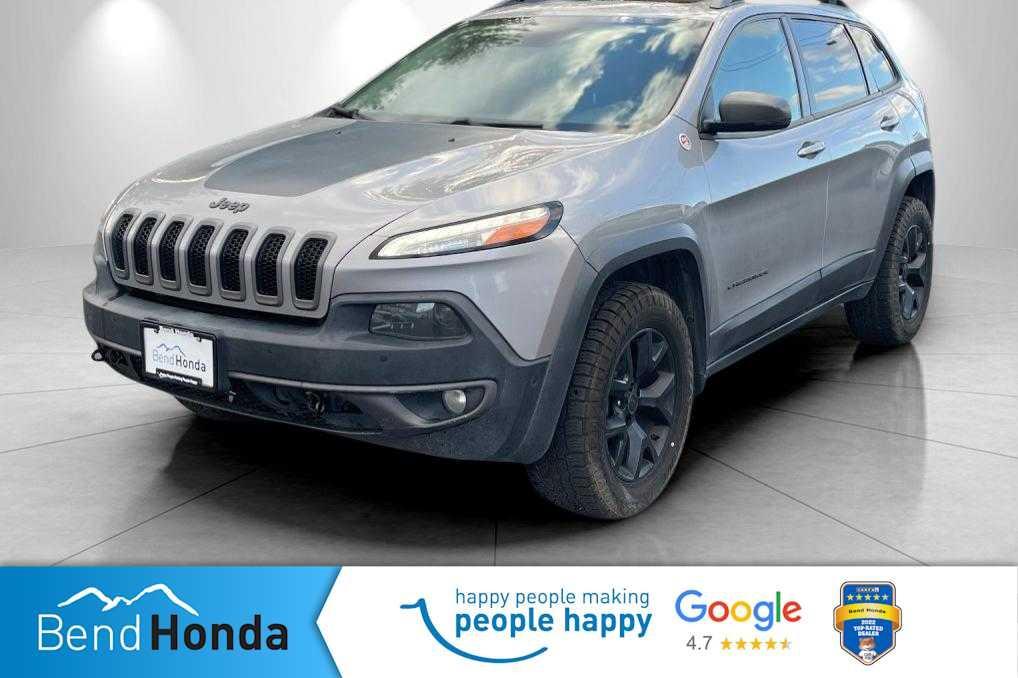 used 2015 Jeep Cherokee car, priced at $10,990