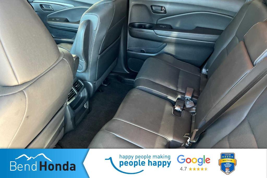 used 2022 Honda Passport car, priced at $27,496