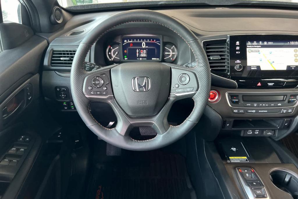 used 2025 Honda Passport car, priced at $41,000