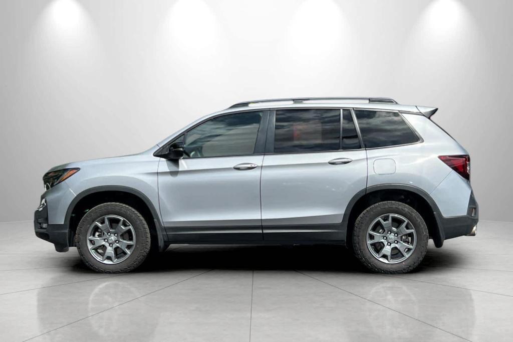 used 2025 Honda Passport car, priced at $41,000