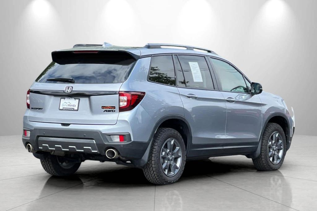 used 2025 Honda Passport car, priced at $41,000