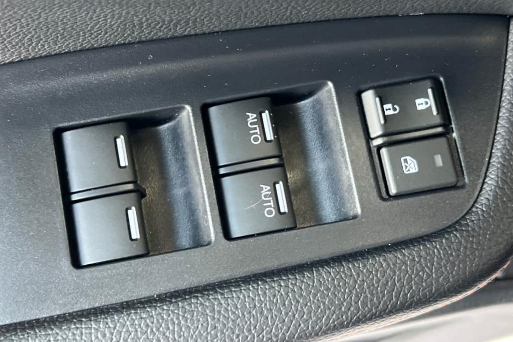 used 2025 Honda Passport car, priced at $41,000