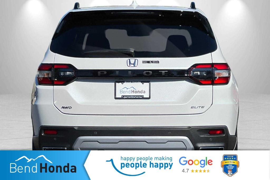 new 2025 Honda Pilot car, priced at $54,985