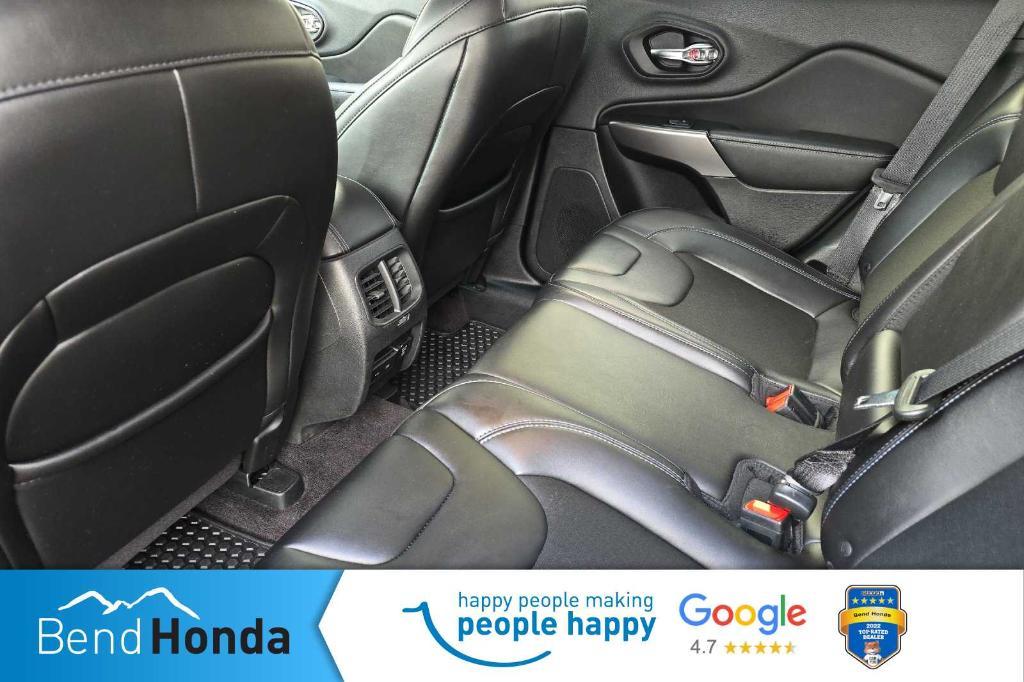 used 2019 Jeep Cherokee car, priced at $17,996