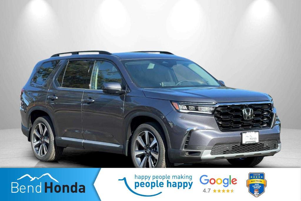 new 2025 Honda Pilot car, priced at $55,305