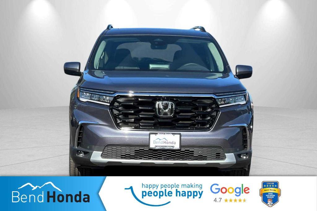 new 2025 Honda Pilot car, priced at $55,305