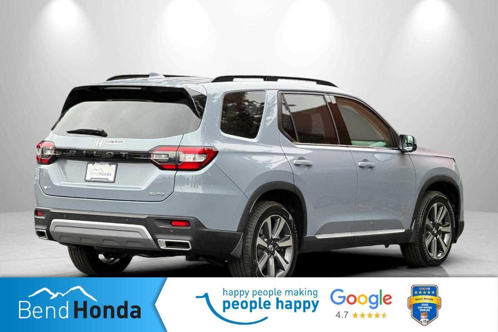 new 2025 Honda Pilot car, priced at $54,985