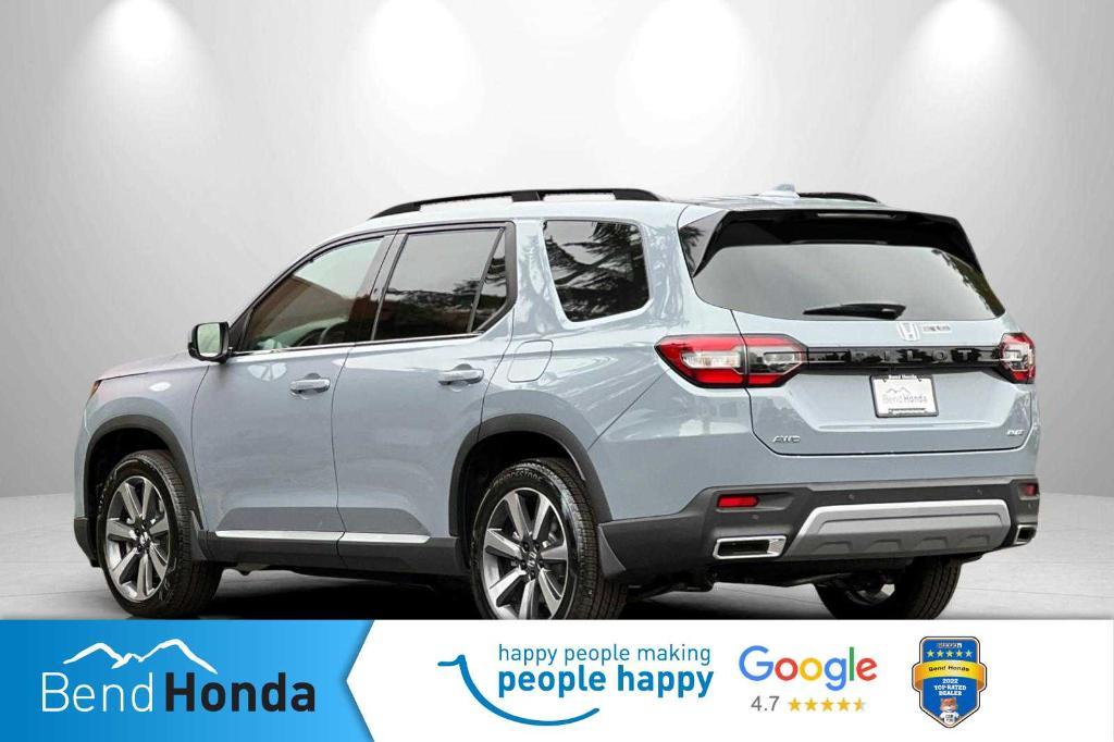 new 2025 Honda Pilot car, priced at $54,985