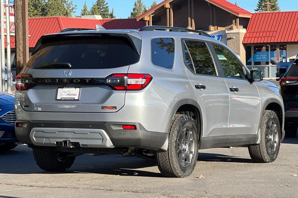 new 2025 Honda Pilot car