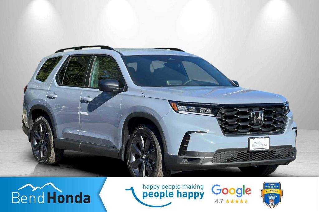 new 2025 Honda Pilot car, priced at $44,205