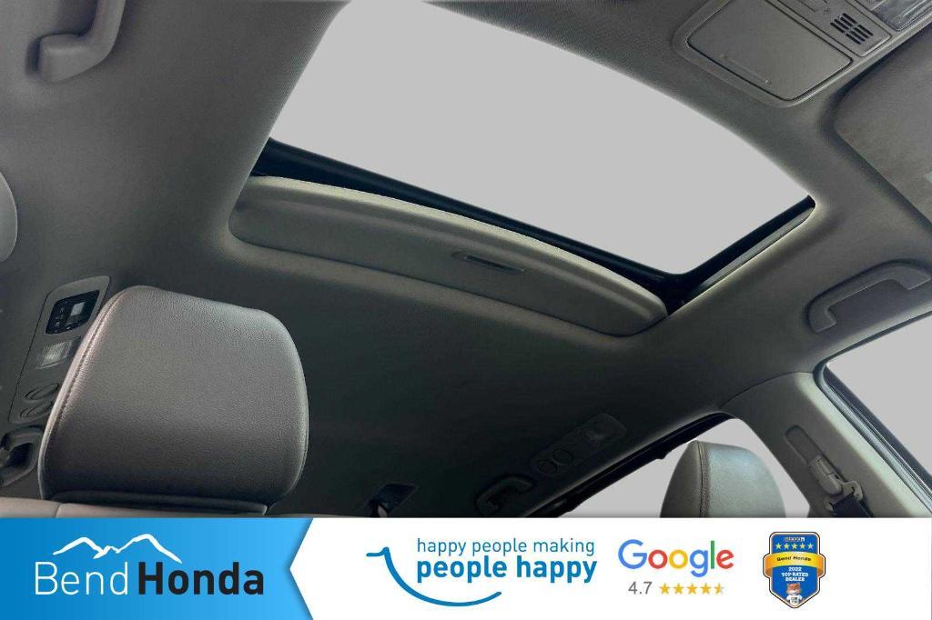 used 2015 Honda Odyssey car, priced at $15,990