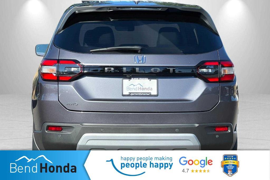 new 2025 Honda Pilot car, priced at $47,050