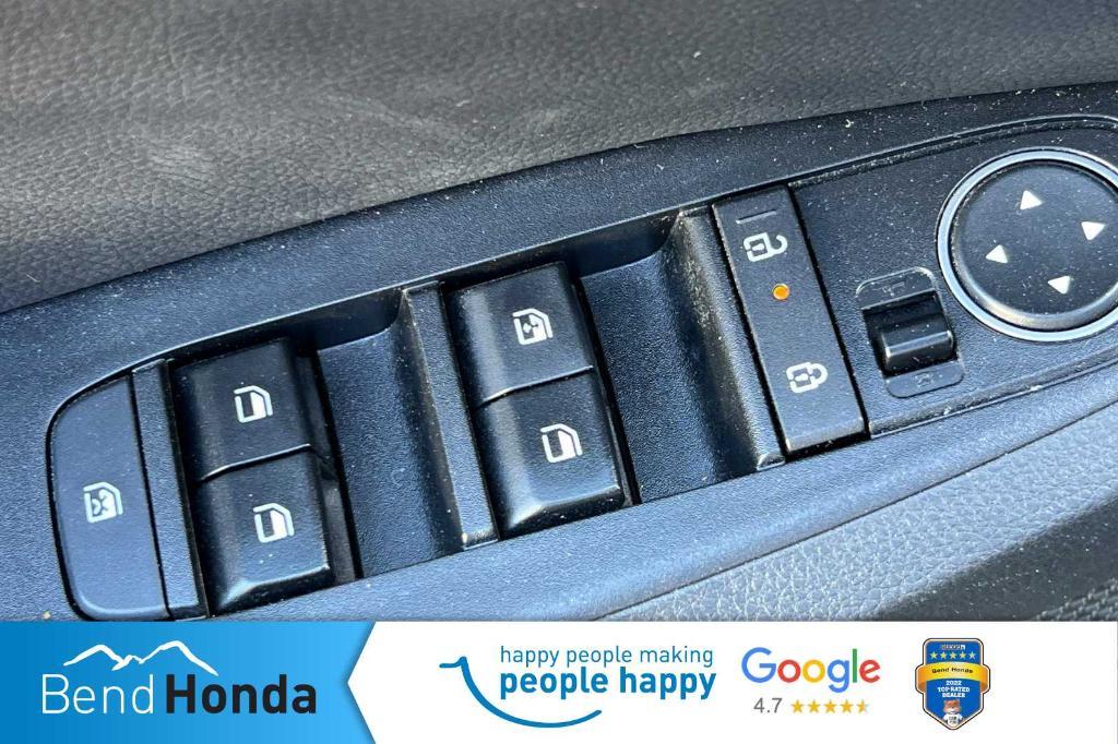used 2024 Kia Seltos car, priced at $24,996