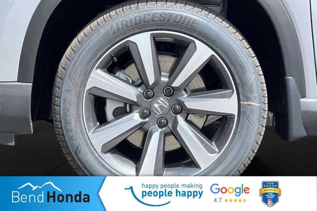 new 2025 Honda Pilot car, priced at $54,530