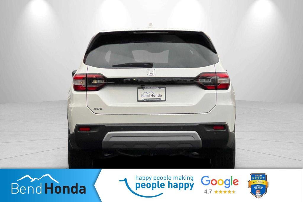 new 2025 Honda Pilot car