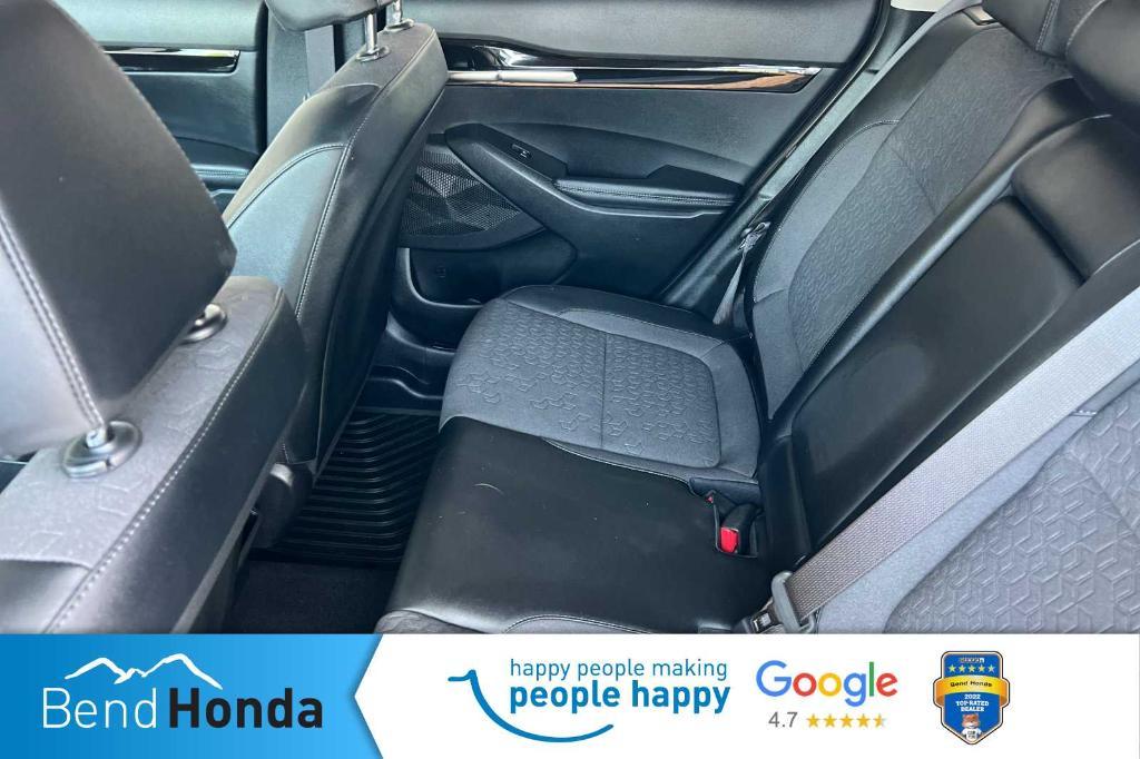 used 2024 Kia Seltos car, priced at $25,296