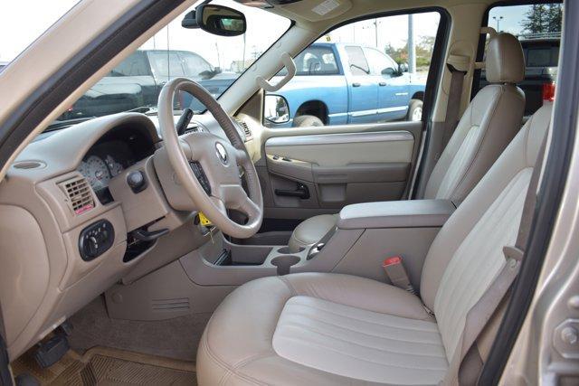 used 2004 Mercury Mountaineer car, priced at $3,999