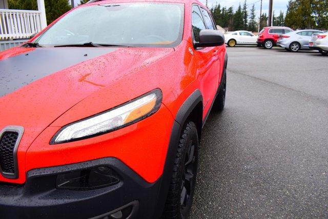 used 2017 Jeep Cherokee car, priced at $17,999