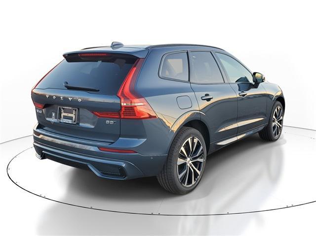 new 2025 Volvo XC60 car, priced at $55,335