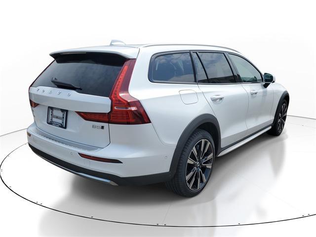 new 2025 Volvo V60 Cross Country car, priced at $58,905