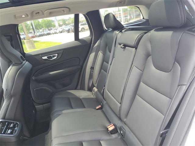 new 2025 Volvo V60 Cross Country car, priced at $58,905