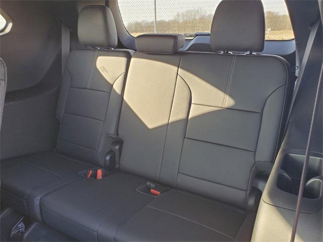 new 2025 GMC Acadia car, priced at $43,957