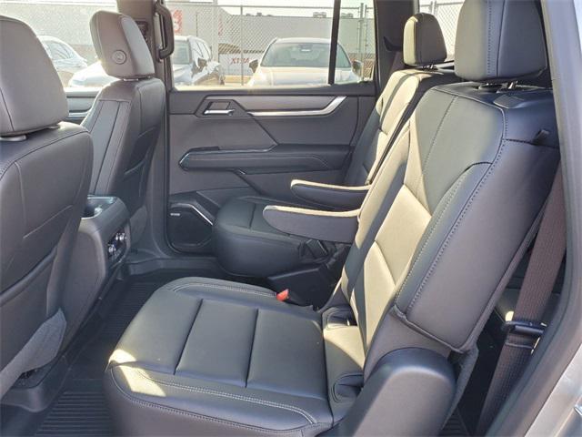 new 2025 GMC Acadia car, priced at $43,957