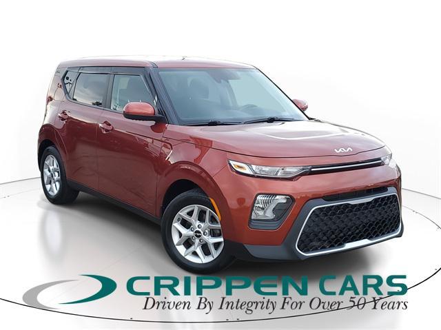 used 2022 Kia Soul car, priced at $15,093