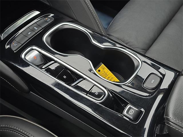 used 2023 Buick Envision car, priced at $22,099