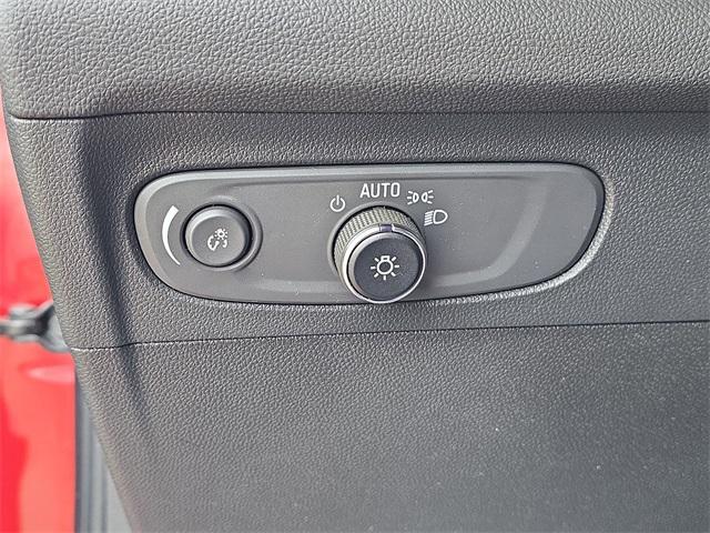 used 2023 Buick Envision car, priced at $22,099