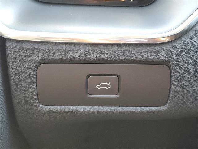 new 2025 Volvo XC60 car, priced at $47,443
