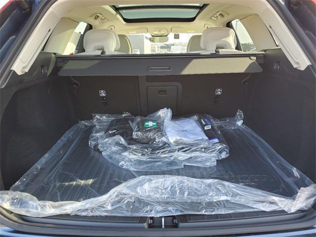 new 2025 Volvo XC60 car, priced at $51,450