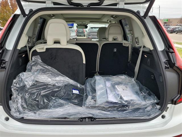 new 2026 Volvo XC90 car, priced at $75,155