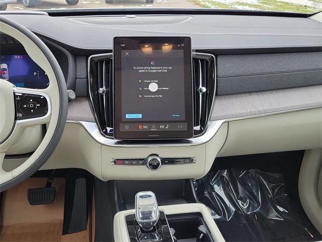 new 2026 Volvo XC90 car, priced at $75,155