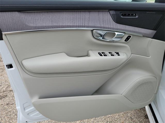 new 2026 Volvo XC90 car, priced at $75,155