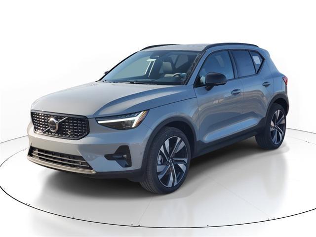 new 2025 Volvo XC40 car, priced at $49,790