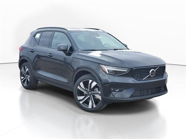 new 2025 Volvo XC40 car, priced at $49,790