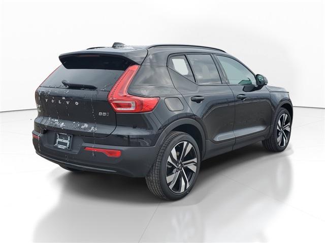 new 2025 Volvo XC40 car, priced at $49,790