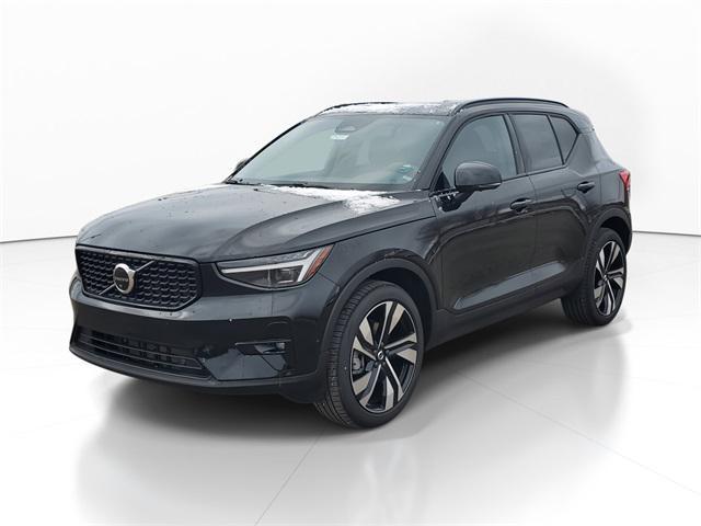 new 2025 Volvo XC40 car, priced at $49,790