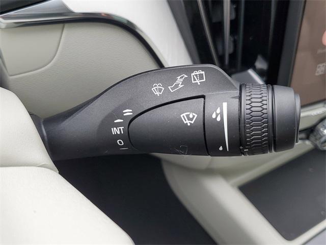 new 2026 Volvo XC60 Plug-In Hybrid car, priced at $80,310
