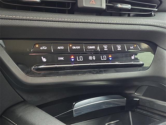 used 2023 Buick Envision car, priced at $22,163