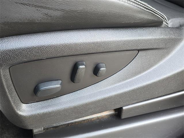 used 2017 GMC Yukon car, priced at $21,636